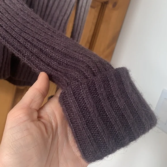 Twik like new light gray to purple ombre sweater size Small - Picture 3 of 5